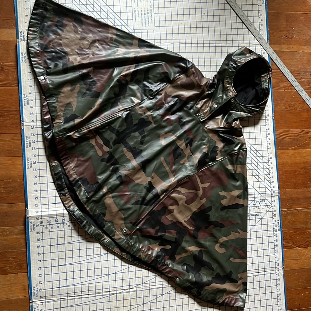 Hershel supply company camo rain poncho